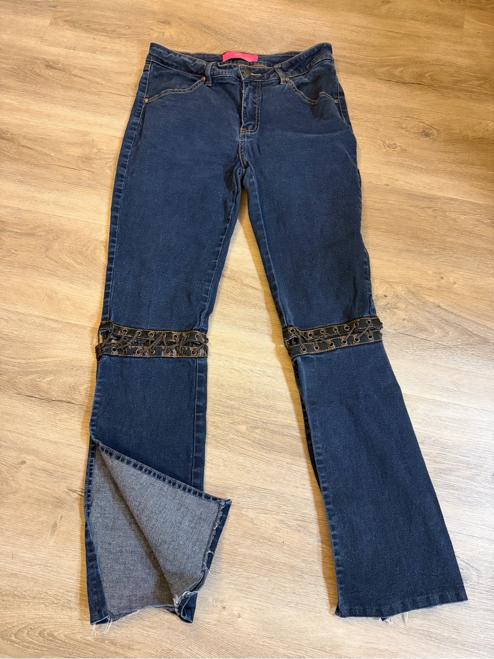 Thalia Sodi Lace Up Flare Jeans Size 9 Dark Wash Y2K